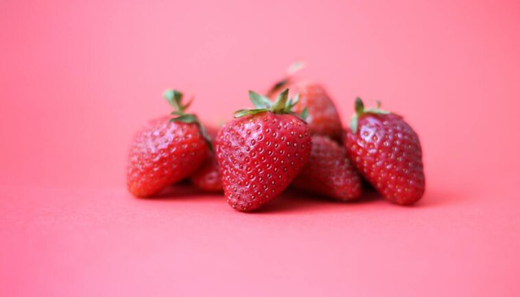 Strawberries for Rabbit consumption